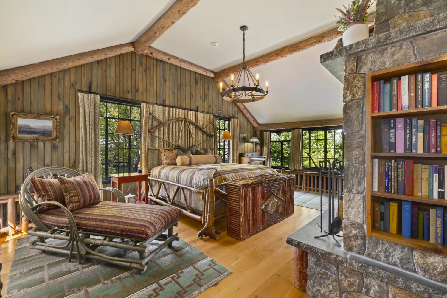 Sentinel Guest Room at The Point Resort