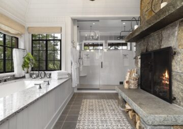 Lookout Guest Room bathroom at The Point Resort